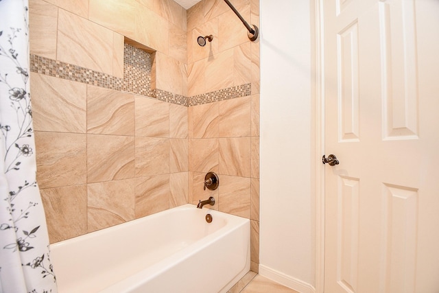 9302 Stone Porch Ln, Houston, TX 77064 - full bath with shower / tub combo with curtain and baseboards