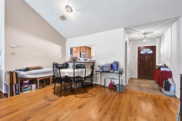 2215 Saradon Dr, Sugar Land, TX 77478 - photo 10