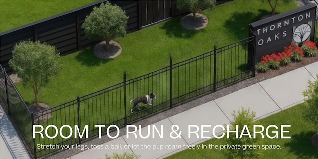 811 Thornton Rd Unit B, Houston, TX 77018 - exterior space