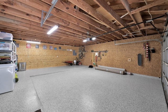 35 S Floral Leaf Cir, The Woodlands, TX 77381 - view of garage