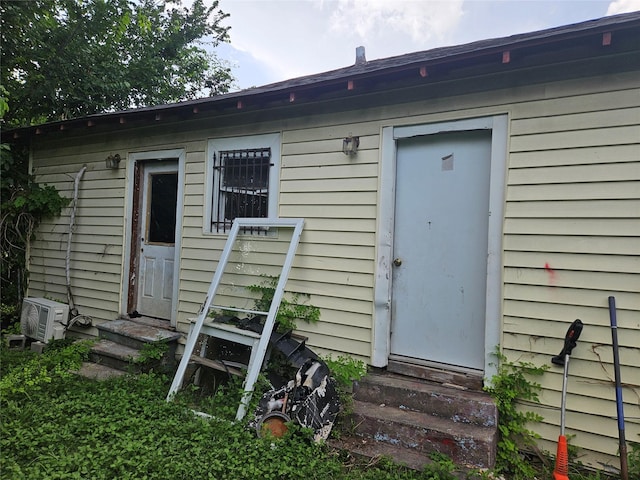 6504 Ave J, Houston, TX 77011 - doorway to property