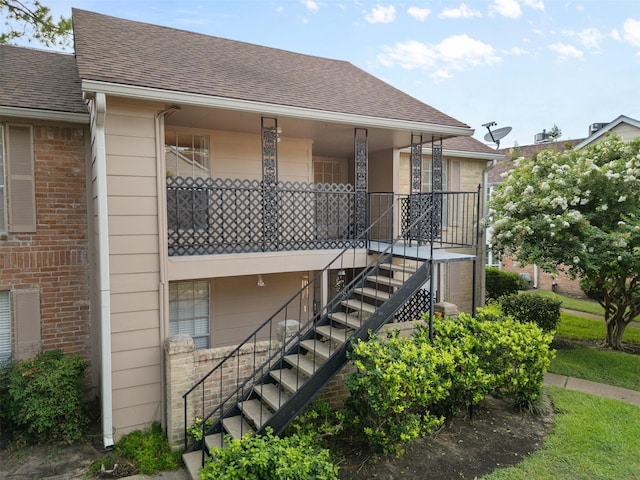 2800 Jeanetta St Unit 2502, Houston, TX 77063 - view of property with stairway
