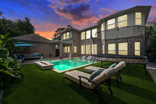 12619 Trail Hollow Dr, Houston, TX 77024 - photo 22