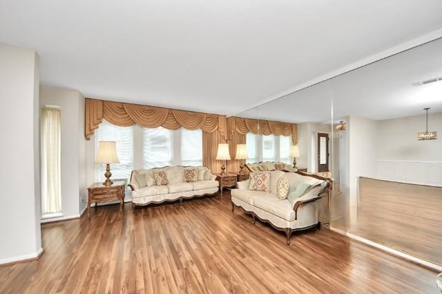 1310 Country Place Dr, Houston, TX 77079 - photo 9