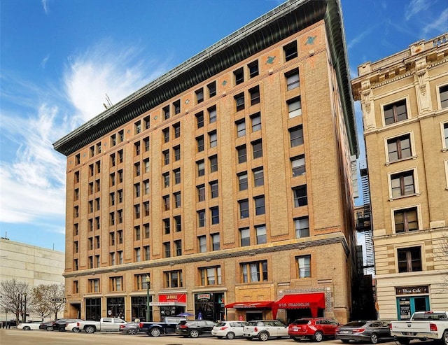 915 Franklin St Unit 2I, Houston, TX 77002 - view of building exterior