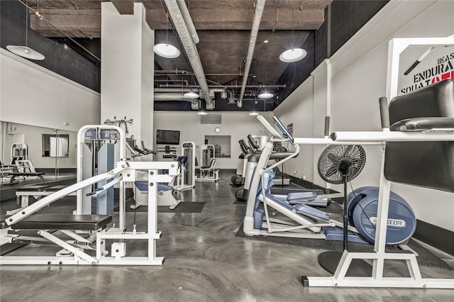 915 Franklin St Unit 2I, Houston, TX 77002 - view of gym