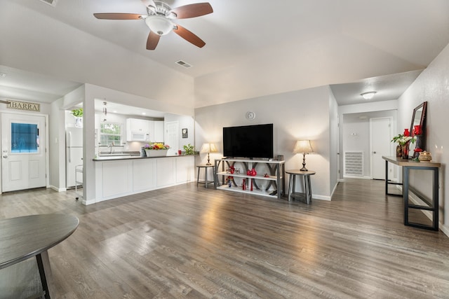 7214 Skylight Ln, Houston, TX 77095 - photo 4
