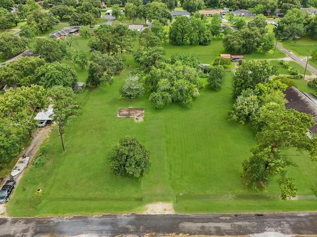 702 Tinkler St, Anahuac, TX 77514