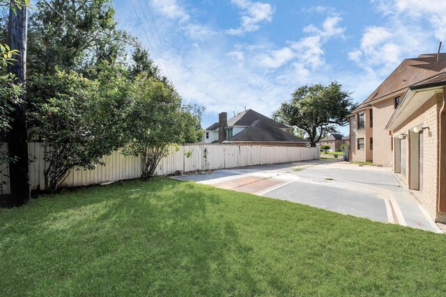 1743 Randons Point Dr, Sugar Land, TX 77478 - fenced backyard featuring a patio area and a residential view