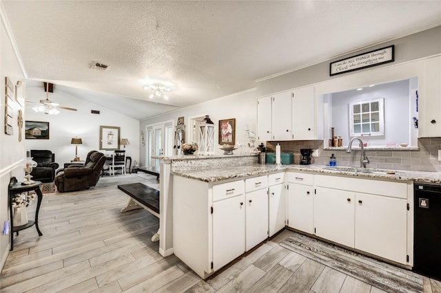 3302 Myatt Ln, El Campo, TX 77437 - photo 20
