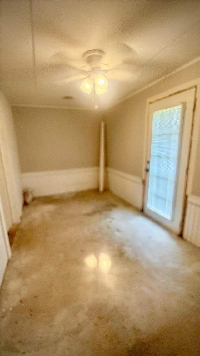 5580 Hooks Ave, Beaumont, TX 77706 - unfurnished room with carpet and a ceiling fan