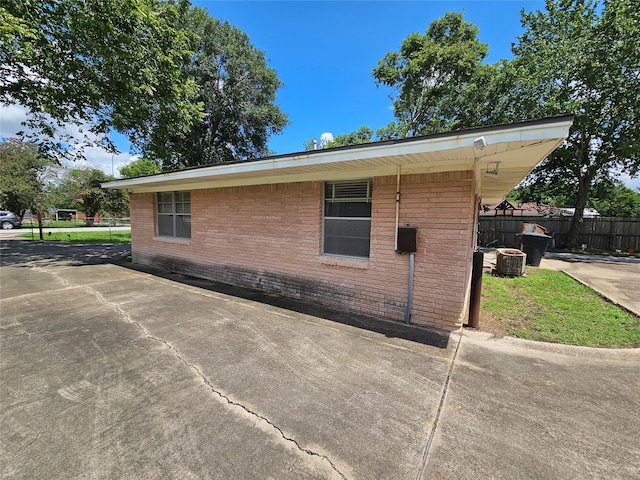 4127 Colgate St, Houston, TX 77087 - view of property exterior with brick siding