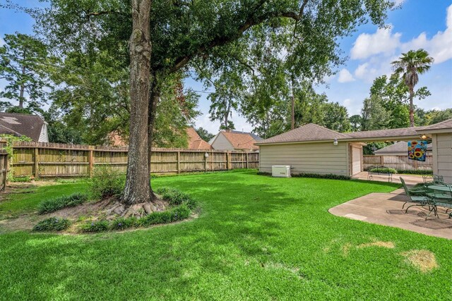 1607 Castlerock Dr, Houston, TX 77090 - photo 28