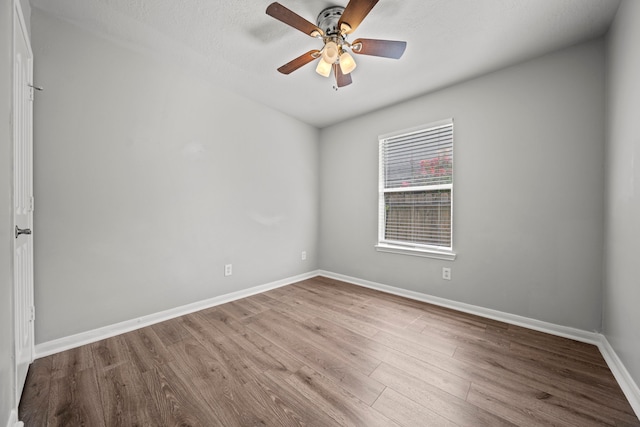 32102 Decker Oaks Dr, Pinehurst, TX 77362 - photo 21