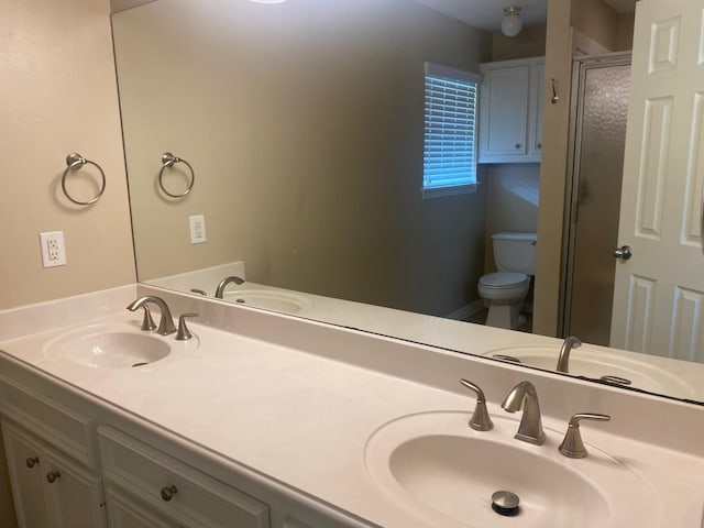 6220 Queenswood Ln, Houston, TX 77008 - full bathroom with double vanity and a stall shower