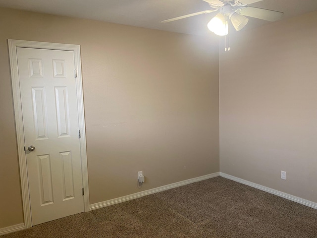 6220 Queenswood Ln, Houston, TX 77008 - carpeted spare room featuring a ceiling fan and baseboards