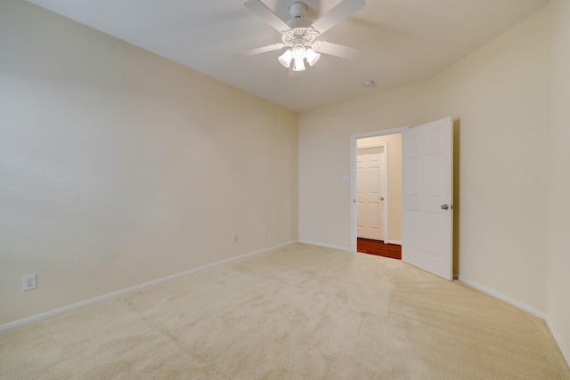 5022 Coral Gables Dr, Houston, TX 77069 - carpeted spare room featuring ceiling fan and a smoke detector