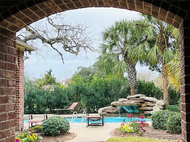 8018 Stoneyway Dr, Houston, TX 77040 - view of pool featuring a patio area