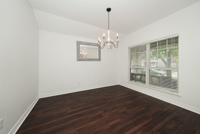 10166 Hidden Creek Falls Ln, Brookshire, TX 77423 - unfurnished room with a chandelier, dark wood-style floors, and vaulted ceiling