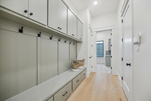 431 W 30th St, Houston, TX 77018 - mudroom featuring light wood-style floors and recessed lighting