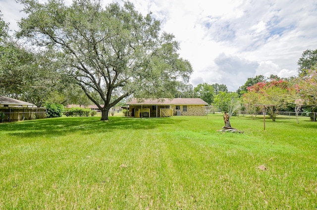 1605 Byrne St, El Campo, TX 77437 - photo 9