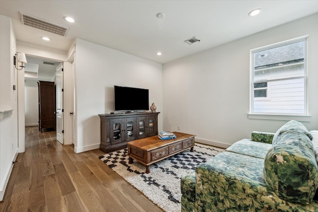 810 E 39th St, Houston, TX 77022 - photo 4