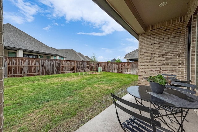 7522 Zion Grove Ct, Katy, TX 77493 - fenced backyard featuring a patio area