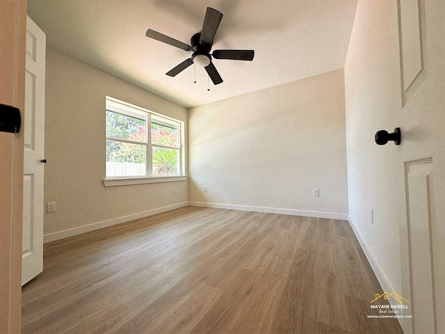 2630 34th St, Port Arthur, TX 77640 - unfurnished room featuring wood finished floors and a ceiling fan