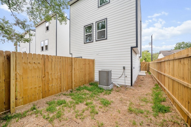 6315 Sandra St, Houston, TX 77028 - back of house featuring a fenced backyard