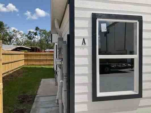 6313 Sandra St, Houston, TX 77028 - view of entryway