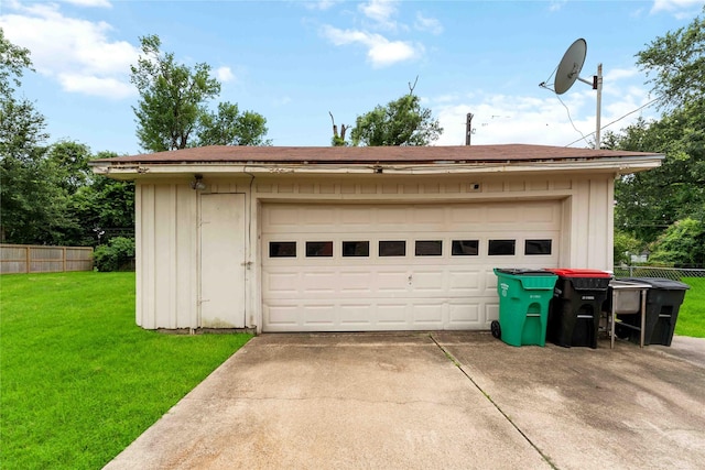 408 Rolling Wood Rd, Baytown, TX 77520 - view of detached garage