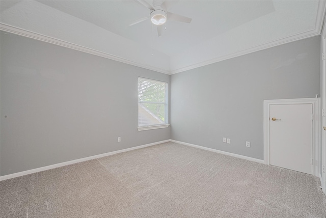 9526 Fern Wood Frst, Houston, TX 77040 - unfurnished room featuring a ceiling fan, carpet, and lofted ceiling