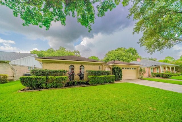 9710 Ravensworth Dr, Houston, TX 77031 - photo 1