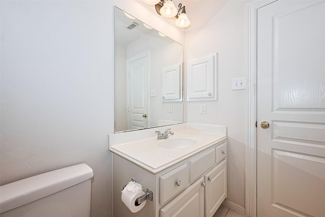 7927 Chateau Point Ln, Houston, TX 77041 - bathroom featuring vanity and toilet