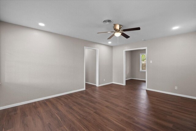 2909 15th Ave N, Texas City, TX 77590 - spare room featuring a ceiling fan, dark wood-style floors, and recessed lighting