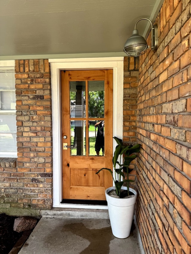 2909 15th Ave N, Texas City, TX 77590 - entrance to property with brick siding