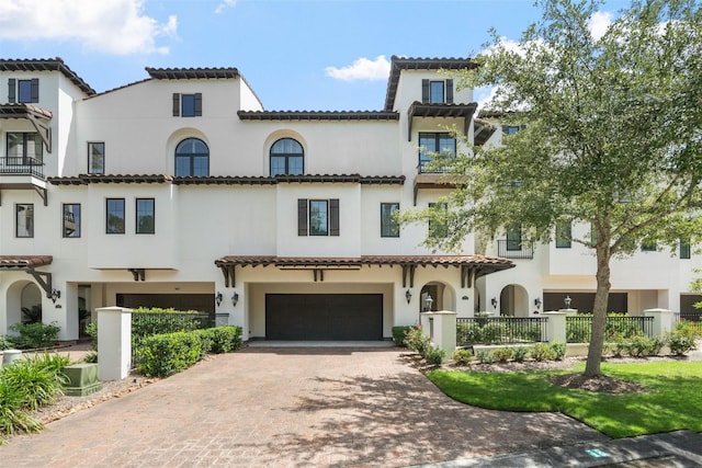 18 Secluded Trl, The Woodlands, TX 77380 - photo 2