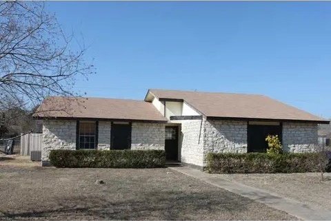 1810 S W Dr, Leander, TX 78641 - view of front of home with stone siding