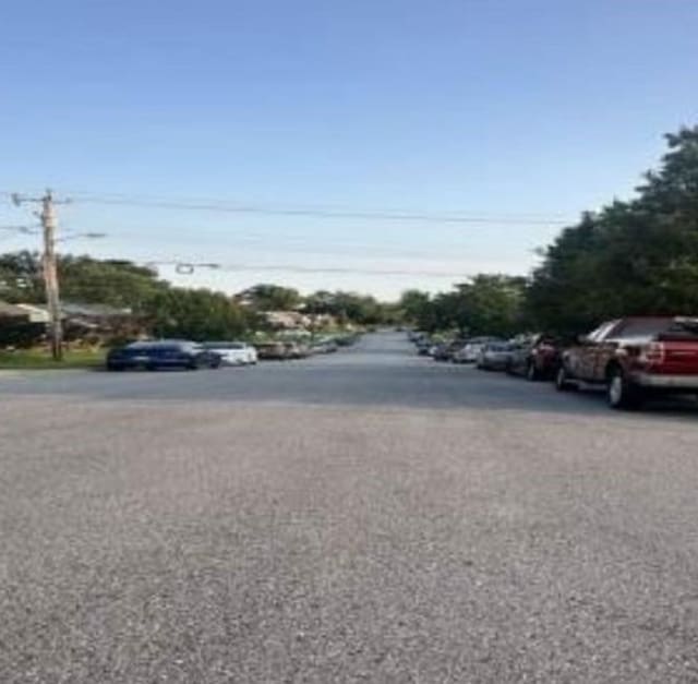1810 S W Dr, Leander, TX 78641 - view of asphalt street