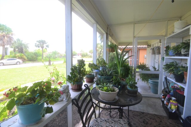 278 Debbie Ln, San Leon, TX 77539 - view of sunroom