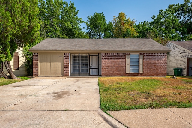 4123 Dacca Dr, Houston, TX 77047 - photo 1
