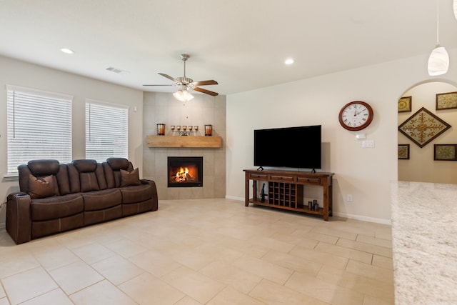 13314 Village Circle Dr, Mont Belvieu, TX 77535 - photo 16