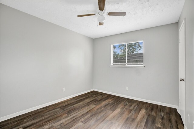 4903 Redfish Reef Dr, Bacliff, TX 77518 - photo 15