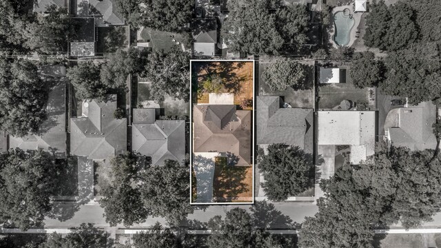 6414 Woodbrook Ln, Houston, TX 77008 - aerial perspective of suburban area featuring property parcel outlined