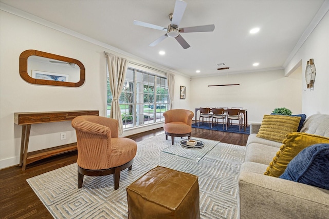 10707 Moonlight Dr, Houston, TX 77096 - living room with crown molding, wood finished floors, a ceiling fan, and recessed lighting