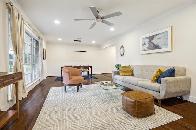 10707 Moonlight Dr, Houston, TX 77096 - living area with wood finished floors, crown molding, a ceiling fan, and recessed lighting
