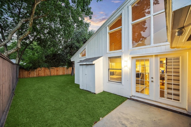 10707 Moonlight Dr, Houston, TX 77096 - fenced backyard with a patio area