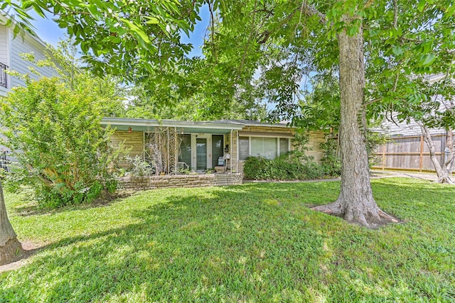 1214 Wakefield Dr, Houston, TX 77018 - view of front facade