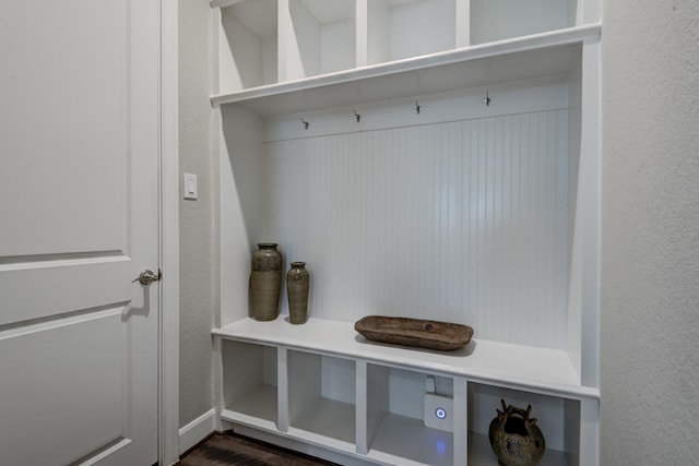 3207 Coach Horse Ln, Houston, TX 77080 - view of mudroom