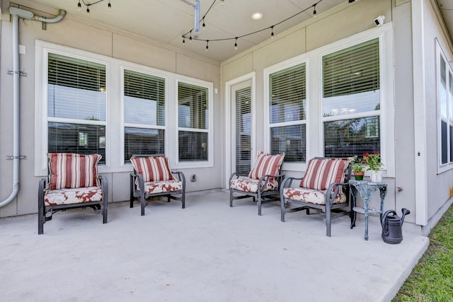 3207 Coach Horse Ln, Houston, TX 77080 - view of patio / terrace featuring ceiling fan